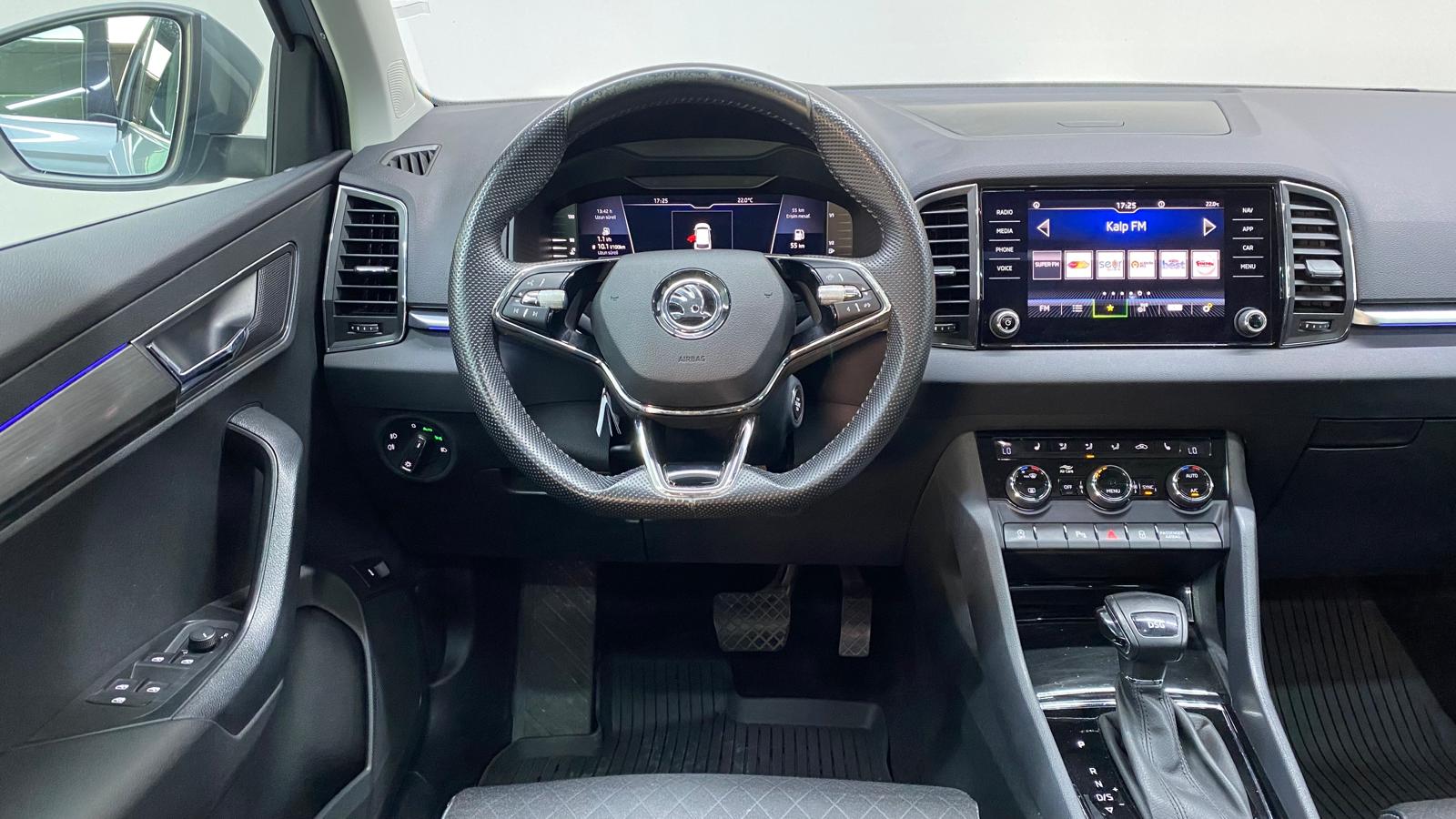 SKODA KAROQ 15